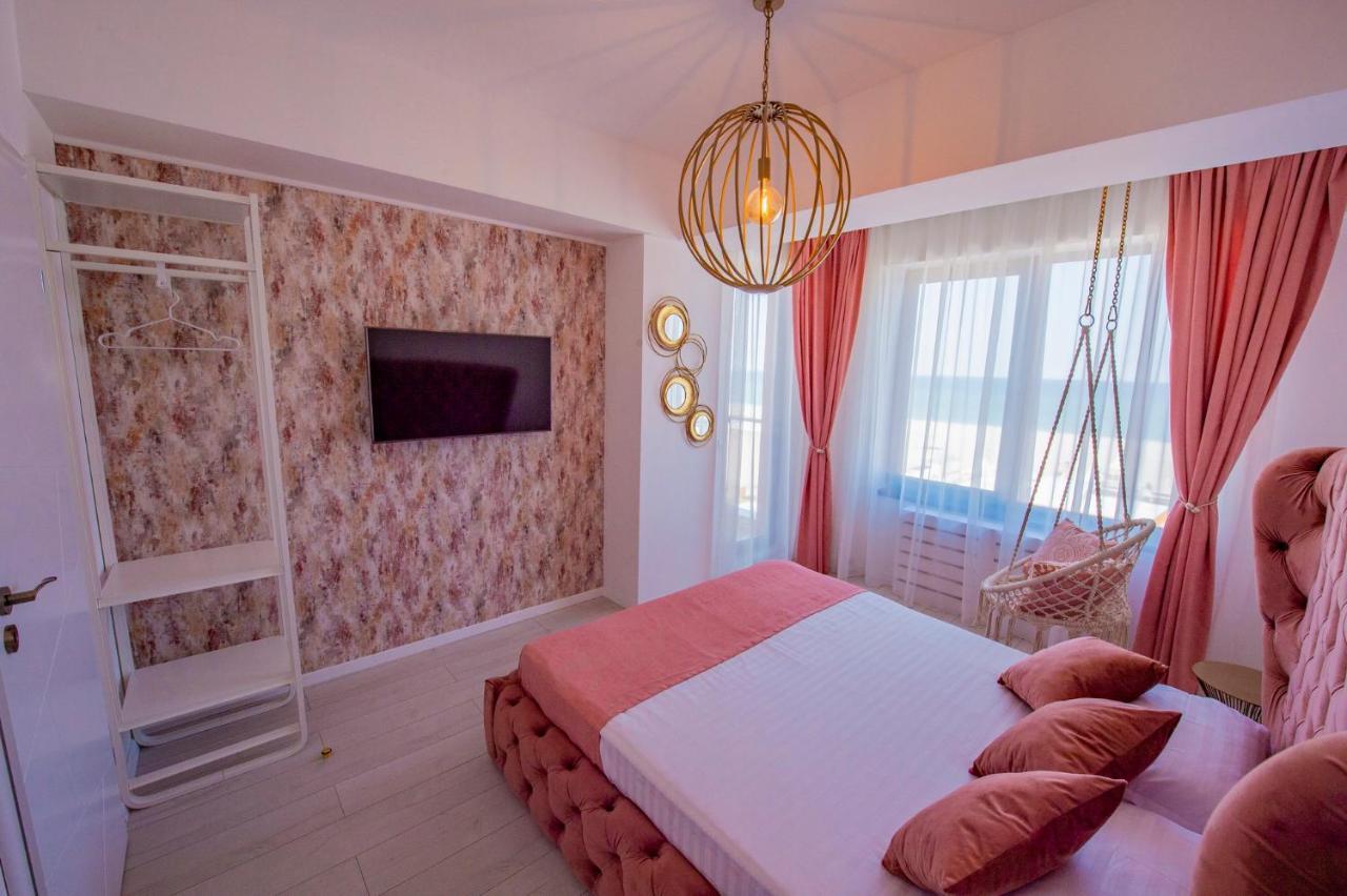 Apartamento Summerland Luxury Velvet Front Sea View Mamaia Exterior foto