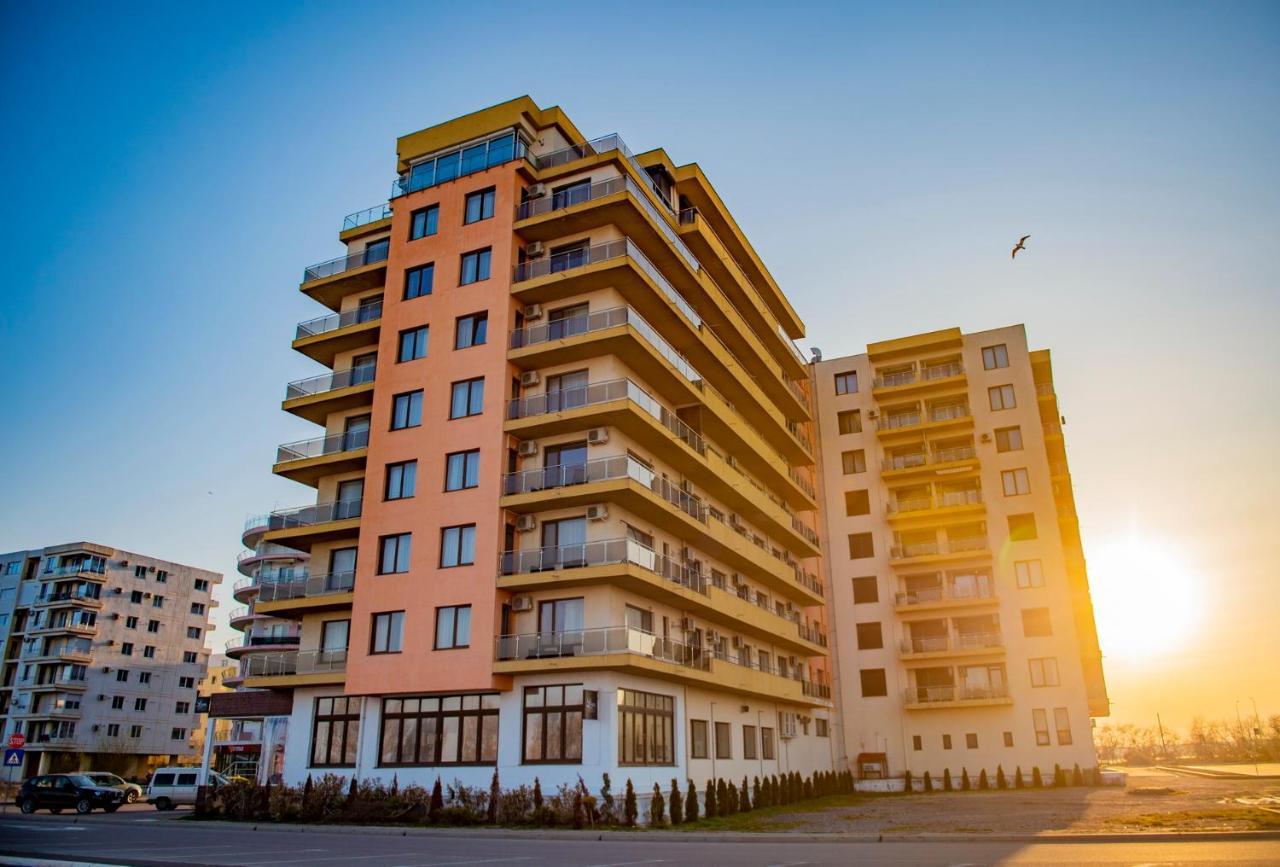 Apartamento Summerland Luxury Velvet Front Sea View Mamaia Exterior foto