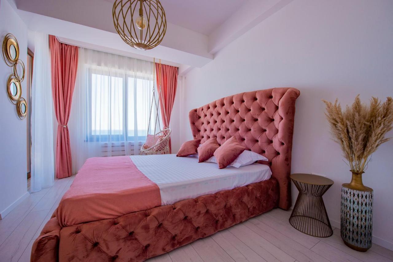 Apartamento Summerland Luxury Velvet Front Sea View Mamaia Exterior foto