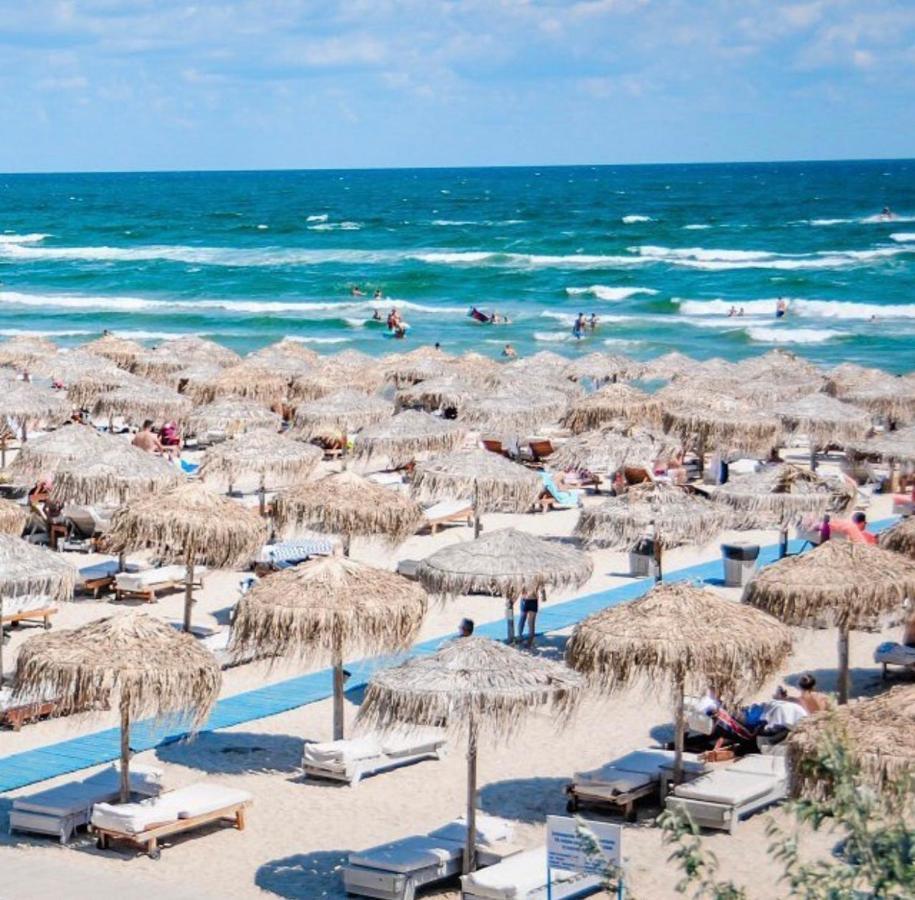 Apartamento Summerland Luxury Velvet Front Sea View Mamaia Exterior foto